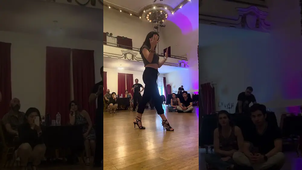 Video thumbnail for Clarisa Aragón | Argentine tango lesson on body control アルゼンチンタンゴレッスン #clarisayjonathan