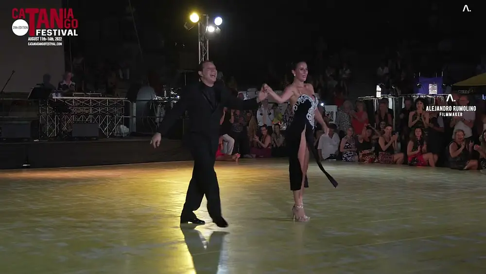 Video thumbnail for Miguel Angel Zotto y Daiana Guspero - Catania Tango Festival 2022