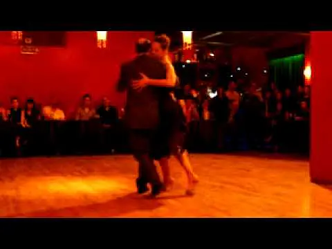 Video thumbnail for Ricardo Viqueira y Maria Plazaola perform for Milonga Solidaria at El Beso no5 3466