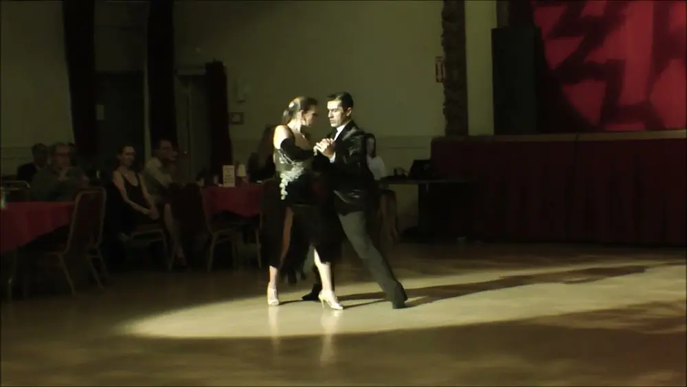 Video thumbnail for Daniel Juarez y Alejandra Armenti at Vecher Tango April 1, 2023