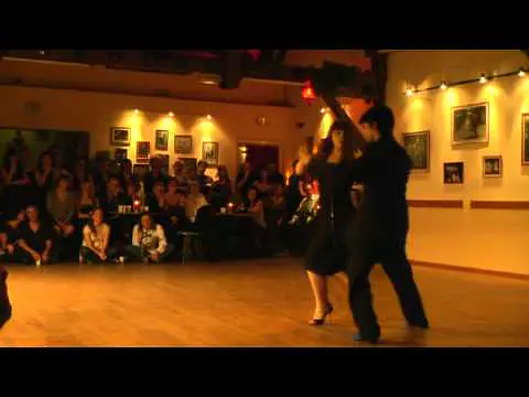 Video thumbnail for Tango 2  de Ariadna Naveira y Fernando Sanchez