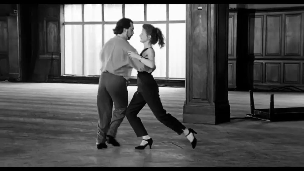 Video thumbnail for Pablo Verón & Sally Potter dance Libertango