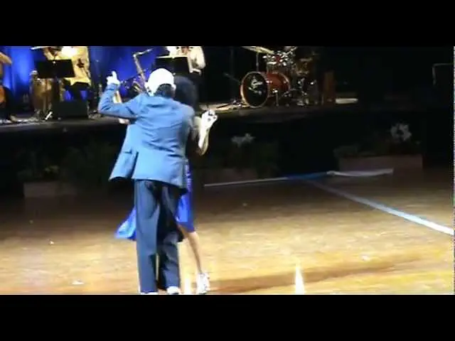 Video thumbnail for Mariangeles Caamaño et Bruno Tombari spectacle "Tango Negro" Festival de Tarbes 2012