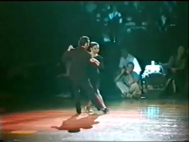 Video thumbnail for Pablo Verón & Teresa Cunha dance Juan D'Arienzo's Pensalo bien
