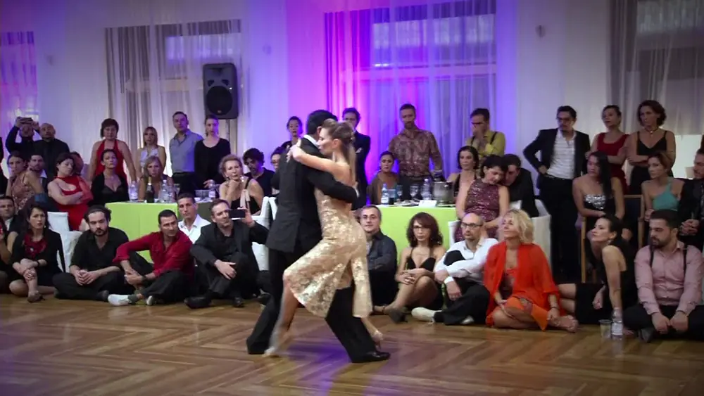 Video thumbnail for Sebastian Arce  Mariana Montes 5° Bari International Tango Congress 3/4