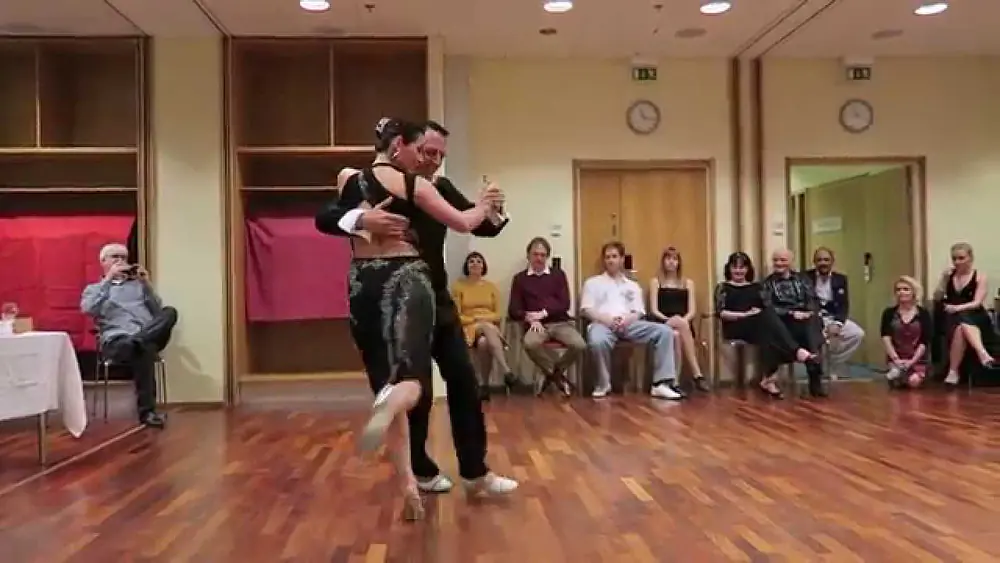 Video thumbnail for Jose Vazquez y Anna Yarigo at Oulu Tango Festival 2015 1