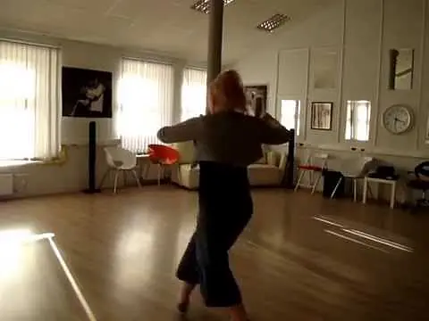 Video thumbnail for Tango, technique for women, ocho adelante, giro, adornos. Elvira Malishevskaya.