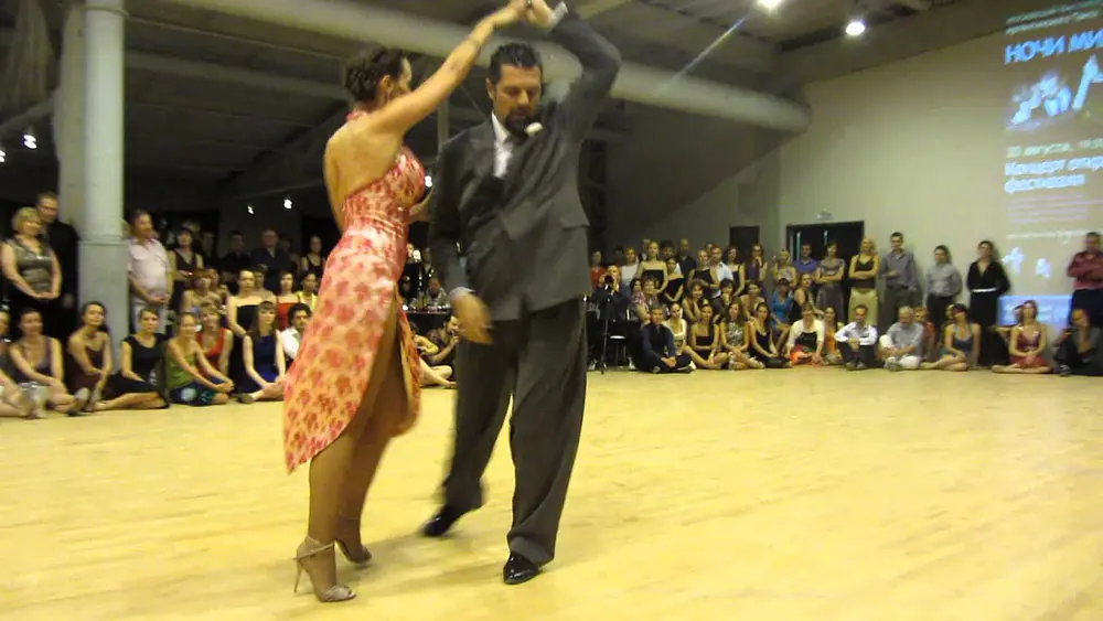 Video thumbnail for Diego El Pajaro Riemer y Natalia Cristobal Rive - Cantinera (A. Ledesma) - MNF 2014