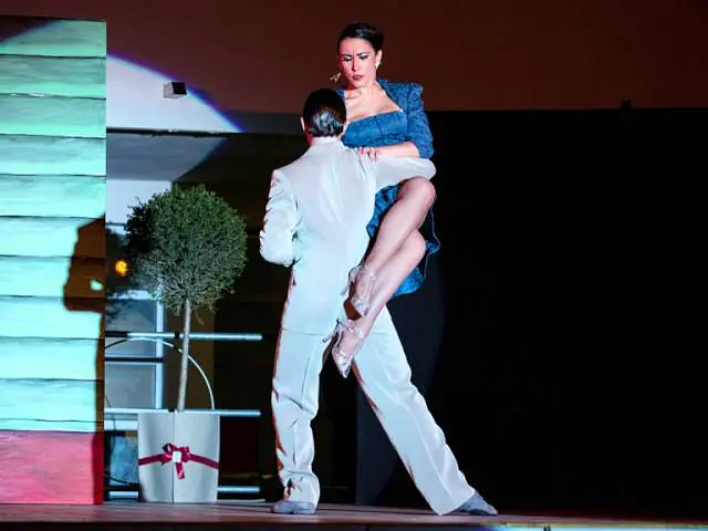 Video thumbnail for Promo - Noches de Buenos Aires - Tango Rouge Company of Neri Piliu & Yanina Quiñones