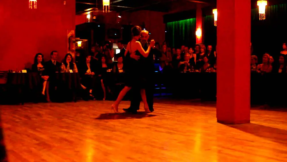 Video thumbnail for Maria Plazaola & Ricardo Viqueira - Milongueando Gala Milonga 2014 - tango