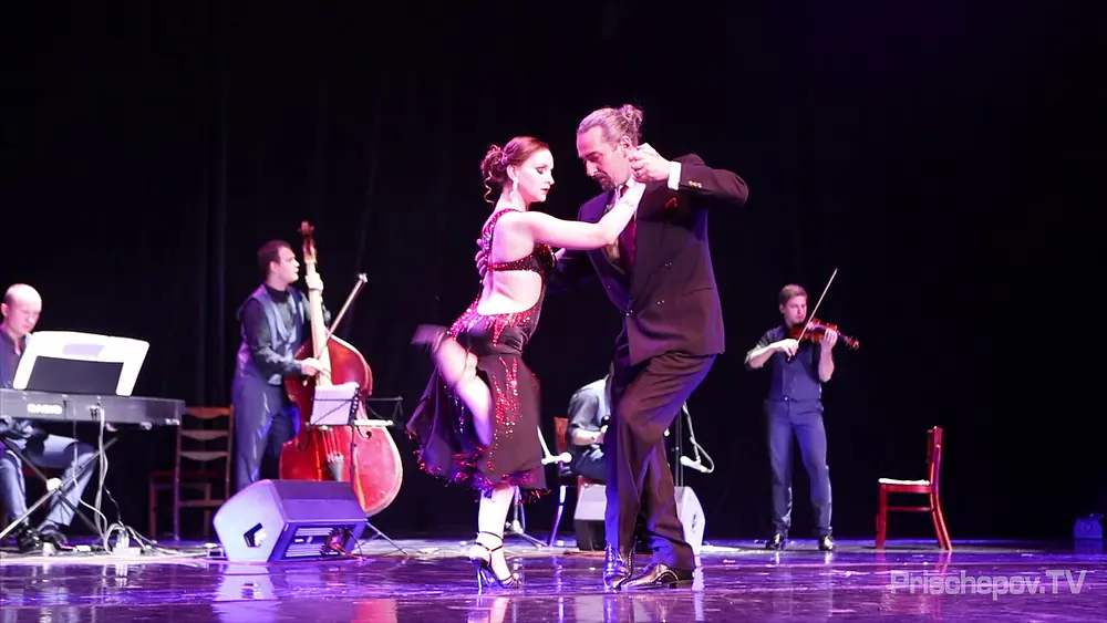 Video thumbnail for Alan Tsagolov & Daria Tsagolova, TANGO EN VIVO  orq. Planetango XXIII International Tango Festival