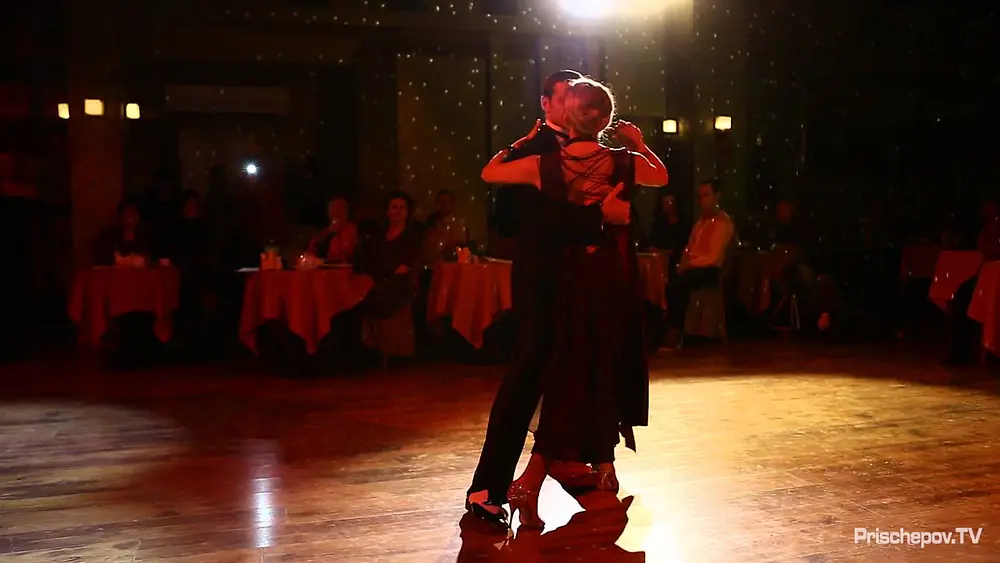 Video thumbnail for Dimitry and Nina Suhoviy, White tango festival 2013, Moscow, Russia
