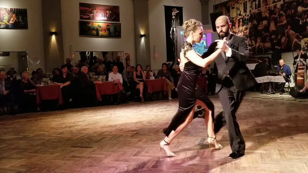 Video thumbnail for Lorena González Cattáneo & Gastón Camejo - SED DE CAMPEONES performance at Salon Canning on 7/30/19