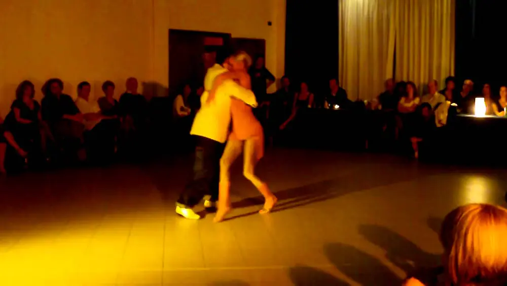 Video thumbnail for Tango Berlin Matias Facio & Claudia Rogowski - Tango