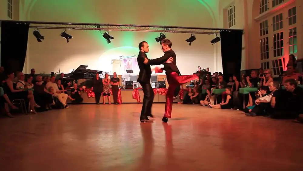 Video thumbnail for Corazon Verde 2014 in Jena mit dem Show Auftritt von Martin Maldonado und Maurizio Ghella 1