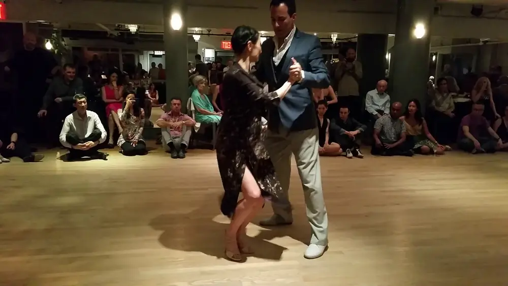 Video thumbnail for Argentine tango: Michelle Lamb and Murat Erdemsel - Remolino