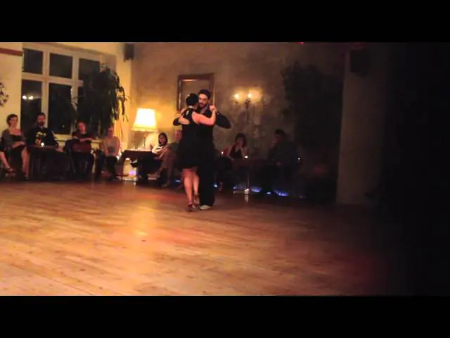 Video thumbnail for Tango Argentino con Alena Bach & Raul Navalpotro en Berlin2