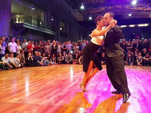 Video thumbnail for Maximiliano Cristiani & Karina Colmeiro - Mundial de Tango 2017. 8.12 Performance 1/2