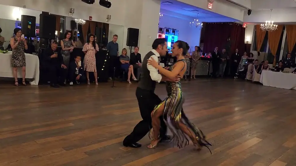 Video thumbnail for Argentine tango: Yanina Quiñones & Neri Piliu - Películas