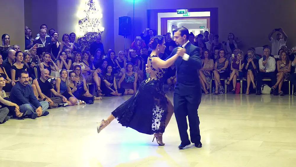 Video thumbnail for 8° Bari International Tango Congress: Simone Facchini Gioia Abballe 1/3
