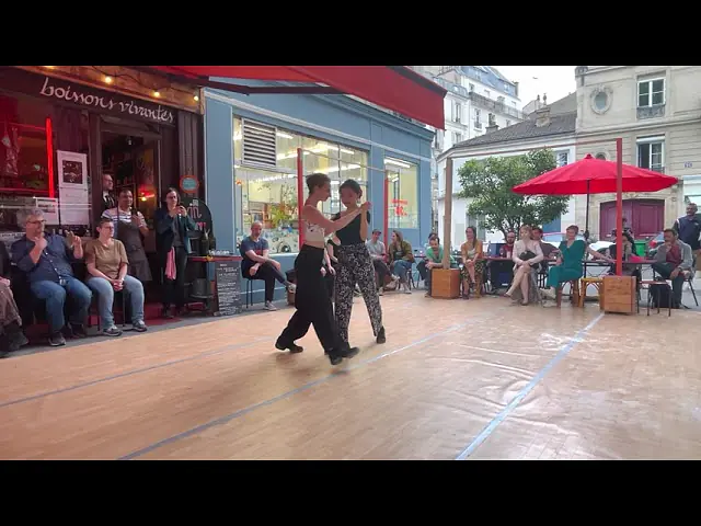 Video thumbnail for Tango performance - Veronica Toumanova and Arielle Wang 1/3