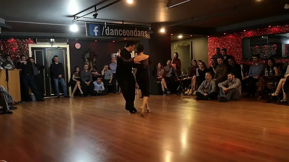 Video thumbnail for Francesca Sutera e Giovanni Eredia - Academia del Tango Istanbul 5/5