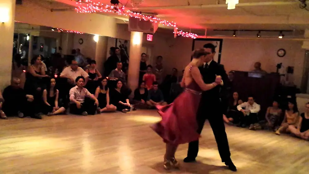 Video thumbnail for Argentine Tango: Melina Brufman & Sergio Diaz - Locura Tanguera