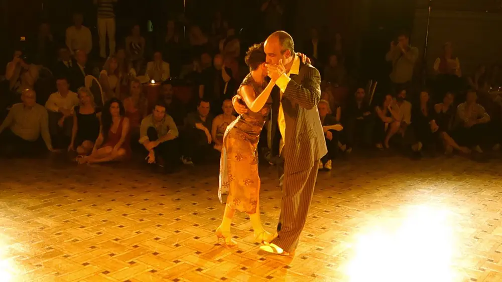 Video thumbnail for Tango: Magdalena Gutierrez y Horacio Godoy, 11/4/2014, Brussels Tango Festival 2/3