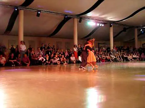 Video thumbnail for Mallorca tango festival 2009, Pablo Rodriguez and Noelia Hurtado