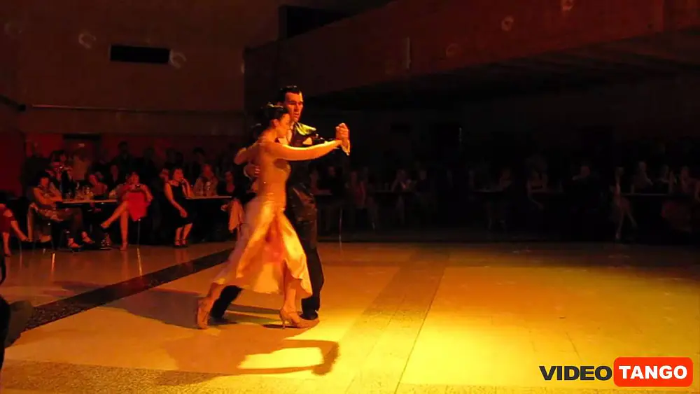 Video thumbnail for Tango Aix en Provence Festival - Anibal Lautaro y Valeria Maside 1