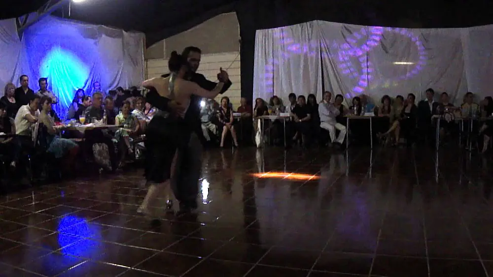 Video thumbnail for John Zabala y Pamela Ramos bailando: Esperame en el cielo de Rodolfo Biagi