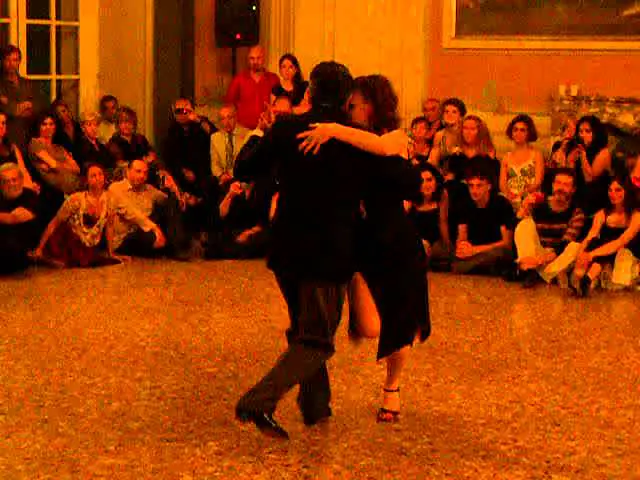 Video thumbnail for OSVALDO ROLDAN e ANNAMARIA FERRARA 2 in VILLA BOMBRINI a Genova