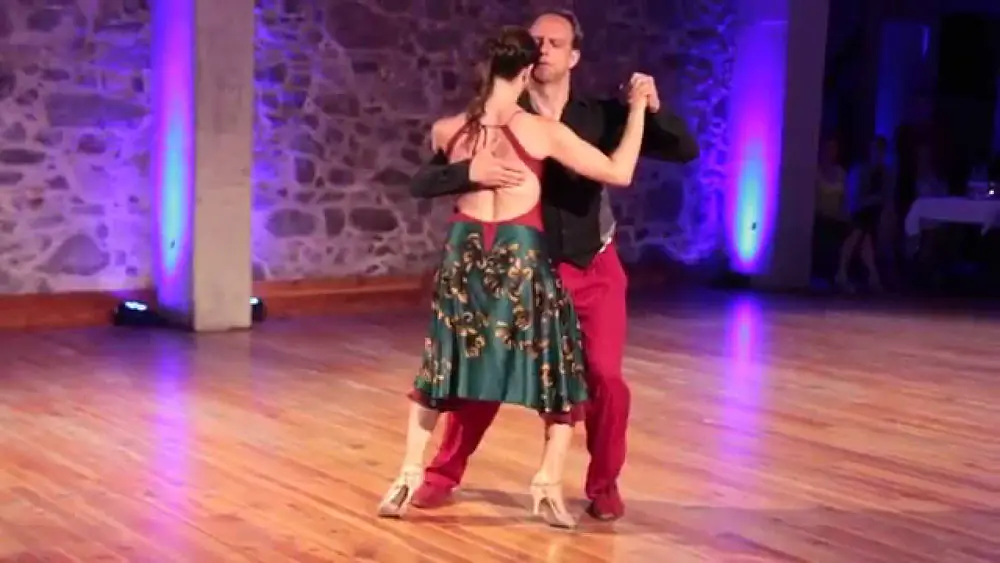 Video thumbnail for Susanne Opitz & Rafael Busch: MILONGA LOS TIEMPOS, Tango Spirit Gut Frohberg 2015