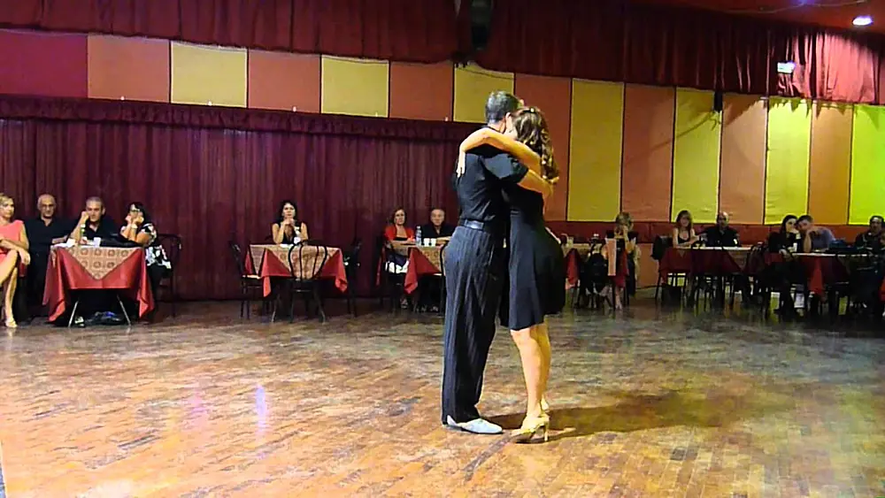 Video thumbnail for Paolo Cioffi e Valentina Giannini,  Sin palabras - Tango milonguero