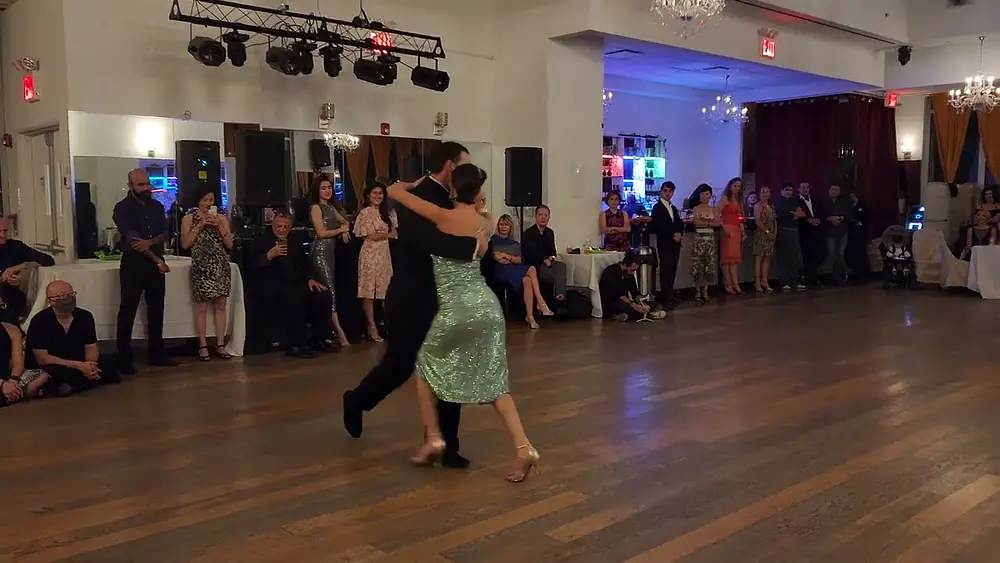 Video thumbnail for Argentine tango: Florencia Borgnia & Marcos Pereira - Adiós Querida
