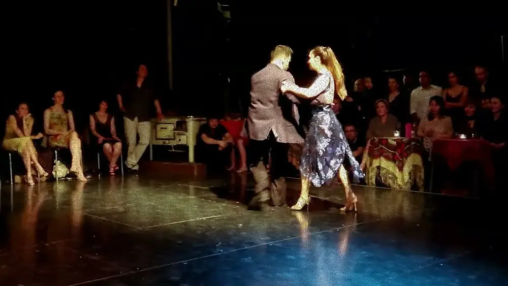 Video thumbnail for Isabel Costa & Nelson Pinto dance Miguel Calo's Bajo un cielo de estrellas