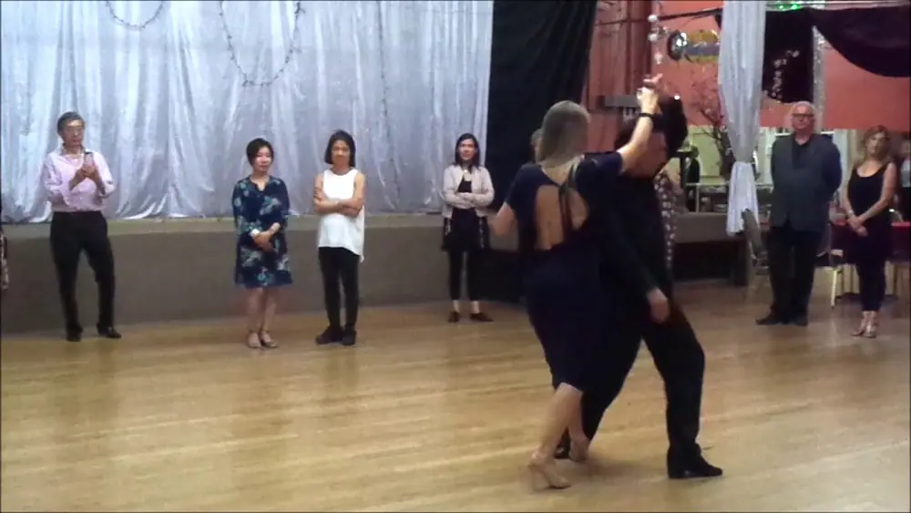 Video thumbnail for Argentine Tango Figure: Tango Mundial Champion Lorena Gonzales: Cadenas- Sacadas-Soltada Atrapedita