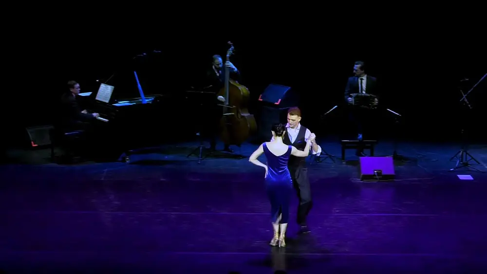 Video thumbnail for Milonga "No hay tierra como la  mia" Solo tango orquesta, Ekaterina  Tsybrova & Valentin Bobkov