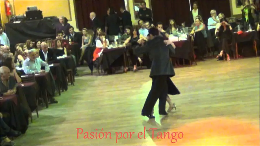 Video thumbnail for INES MUZZOPAPPA y DEMIAN GARCIA Bailando SANATA de AMORES DE TANGO en YIRA YIRA